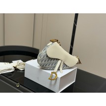 디올 데님 블루 새들백 (해외배송)