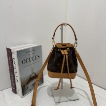 루이비통 (L.V)  나노 노에  (국내배송)