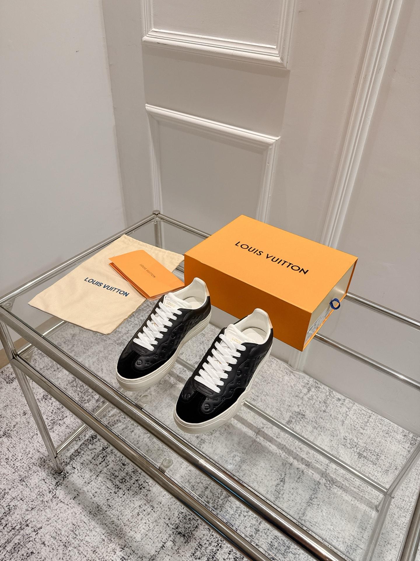 루이비통 GROOVY PLATFORM 캐주얼 스니커즈 (해외배송)
