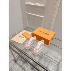 루이비통 GROOVY PLATFORM 캐주얼 스니커즈 (해외배송)