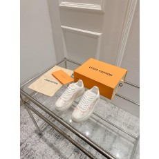 루이비통 GROOVY PLATFORM 캐주얼 스니커즈 (해외배송)