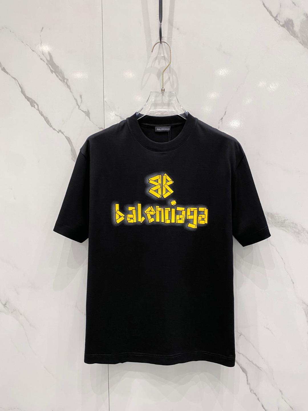 발렌시아가 라운드넥 반팔 (해외배송)